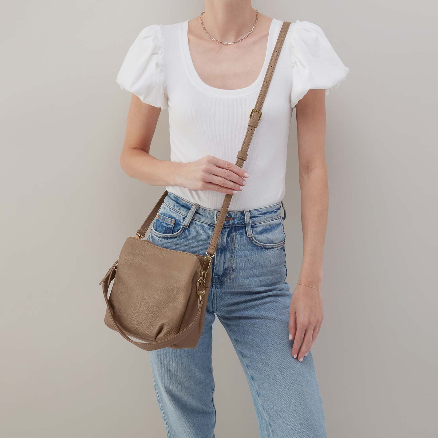 Starr Convertible Bag Shoulder in Pebbled Leather – Cedar Sagebrush - HOBO
