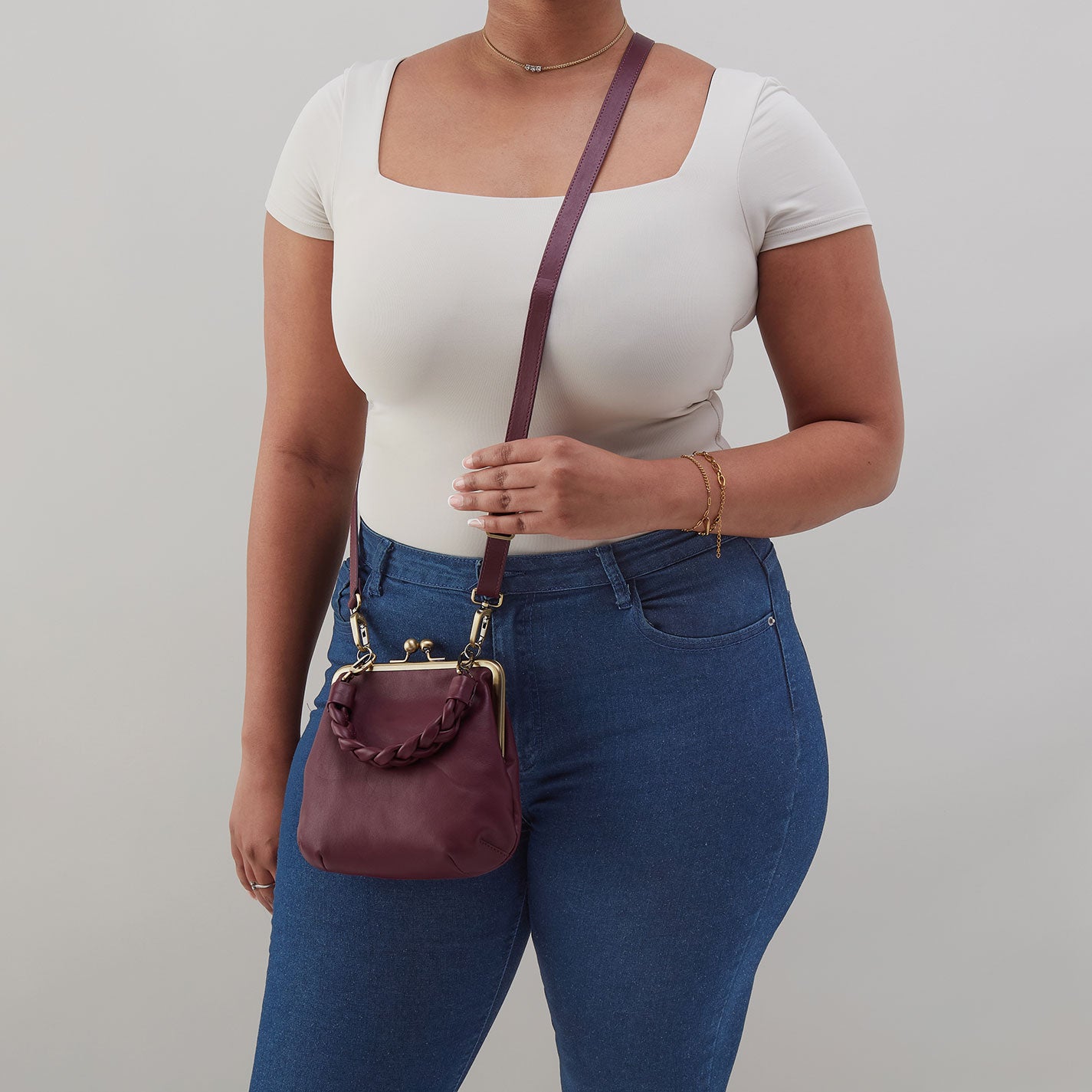 Alba Crossbody In Smooth Leather – Cordovan - HOBO