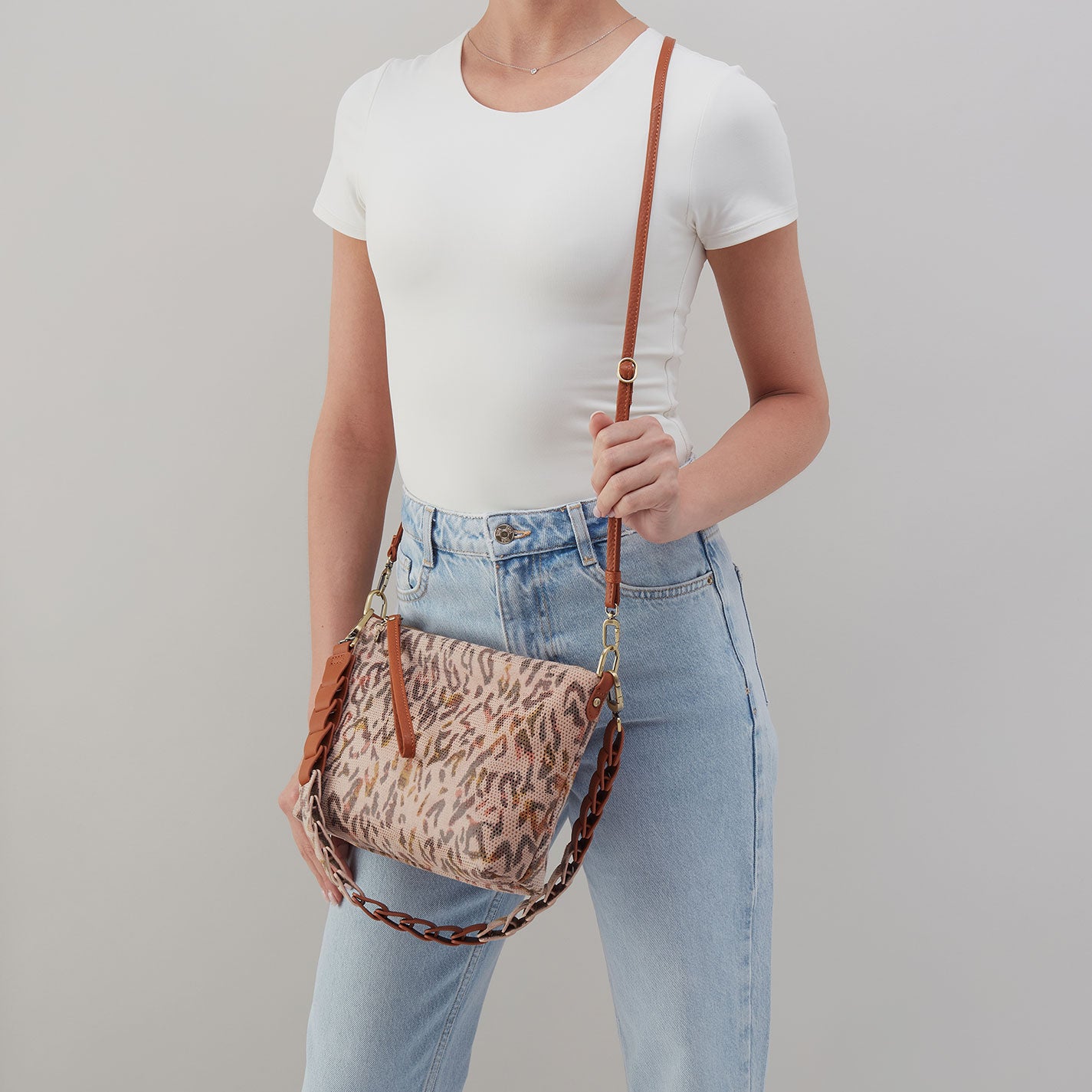 Kori Crossbody In Printed Leather – Summer Safari - HOBO