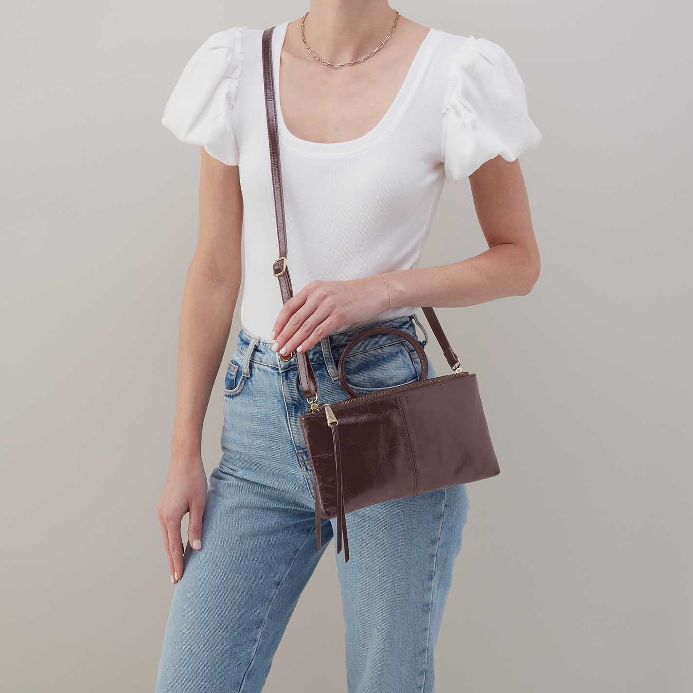 Sable Crossbody in Polished Leather – Hearthstone - HOBO